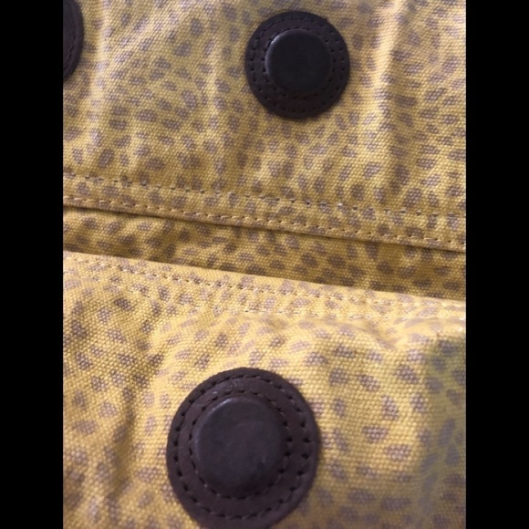 Fossil Large Wax Canvas Key-Per Shoulder Bag Tote Floral Print Pockets 15X14 BIG - Picture 10 of 12